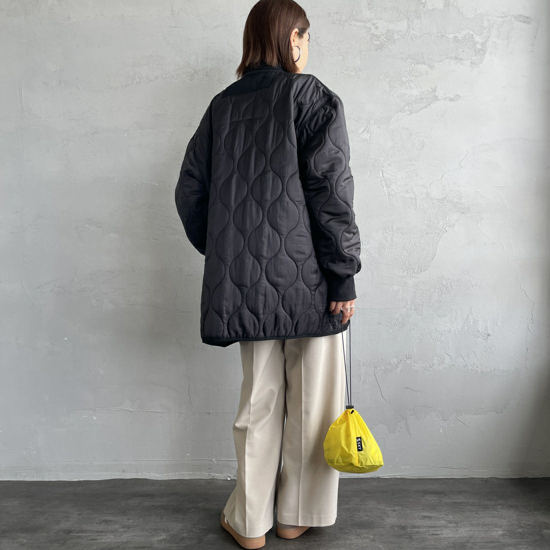 MILITARY [ミリタリー] 別注 M-65 キルティングライナージャケット [T-25789001-JF] BLACK &&モデル身長：159cm 着用サイズ：M&&