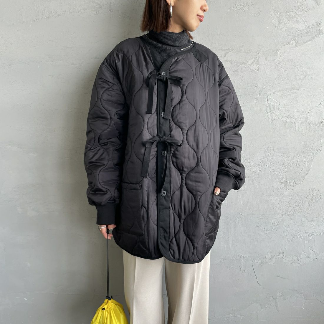 MILITARY [ミリタリー] 別注 M-65 キルティングライナージャケット [T-25789001-JF] BLACK &&モデル身長：159cm 着用サイズ：M&&