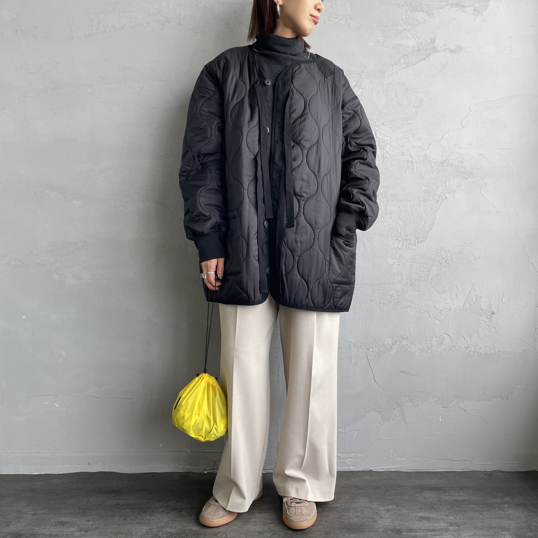 MILITARY [ミリタリー] 別注 M-65 キルティングライナージャケット [T-25789001-JF] BLACK &&モデル身長：159cm 着用サイズ：M&&