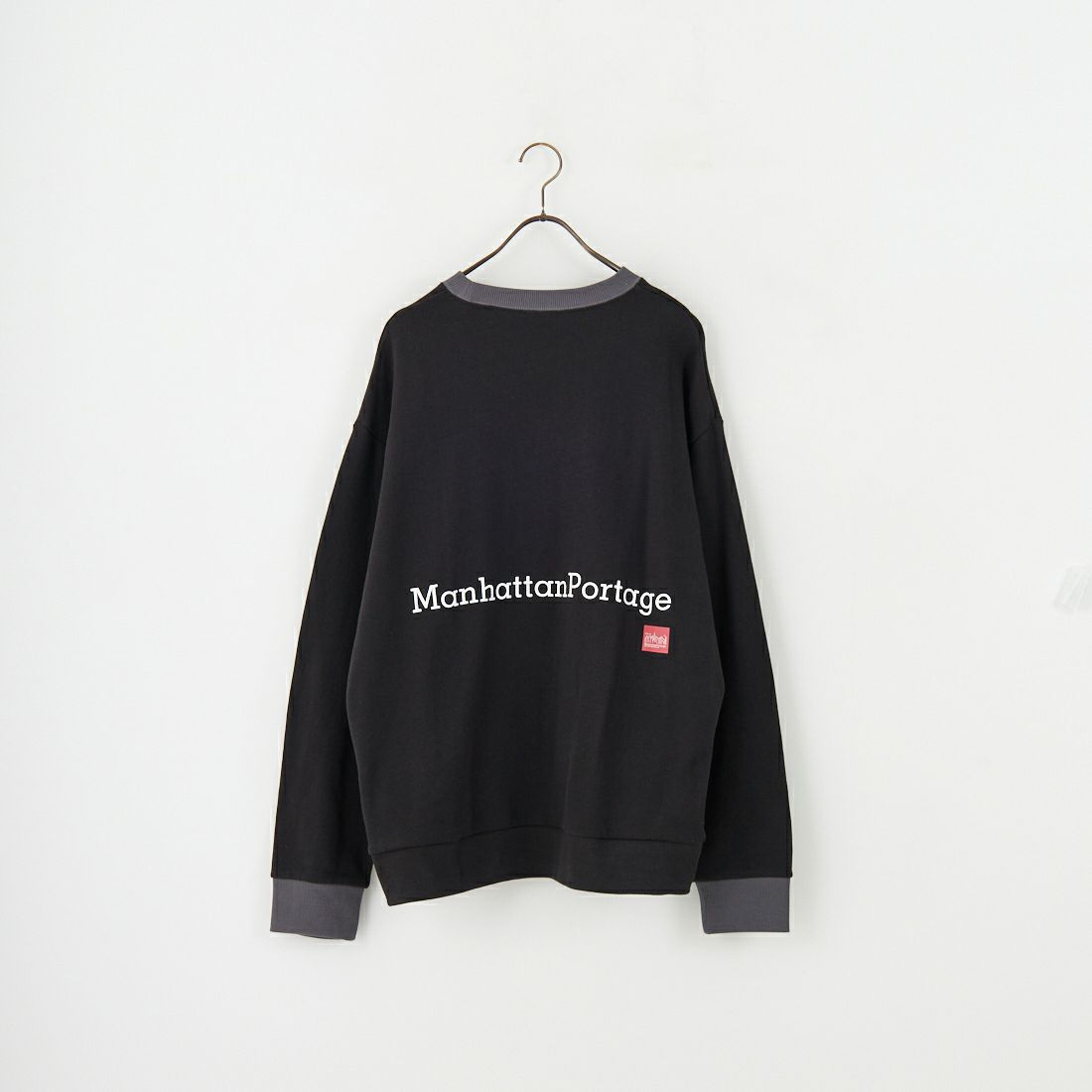 MANHATTAN PORTAGE [マンハッタンポーテージ] 別注 ポケット刺繍 リンガークルーネックスウェット [25FWMP-IN70-JF] BLACK