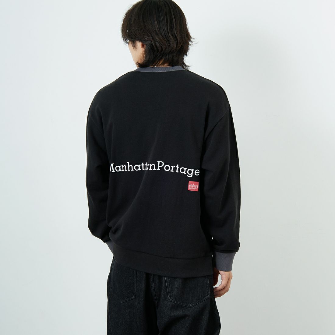 BLACK&&モデル身長：179cm 着用サイズ：L&&