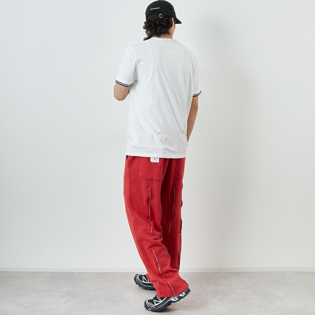 FRED PERRY [フレッドペリー] ツインティップTシャツ [M1588] 100 WHITE &&モデル身長：179cm 着用サイズ：L&&