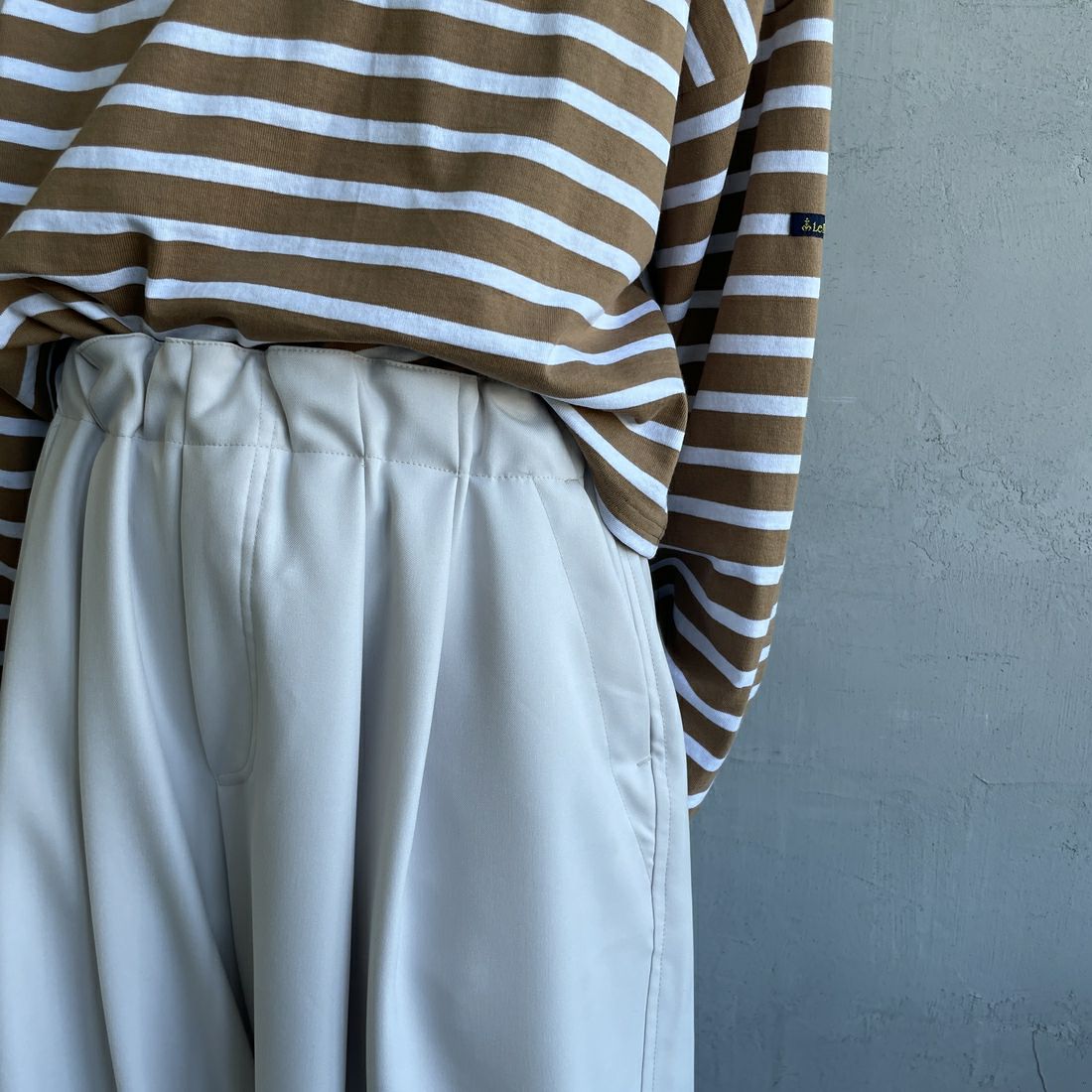 mizuiro ind [ミズイロインド] ワイドカーゴパンツ [1-260016A] 90 L.GRAY &&モデル身長：158cm 着用サイズ：2&&