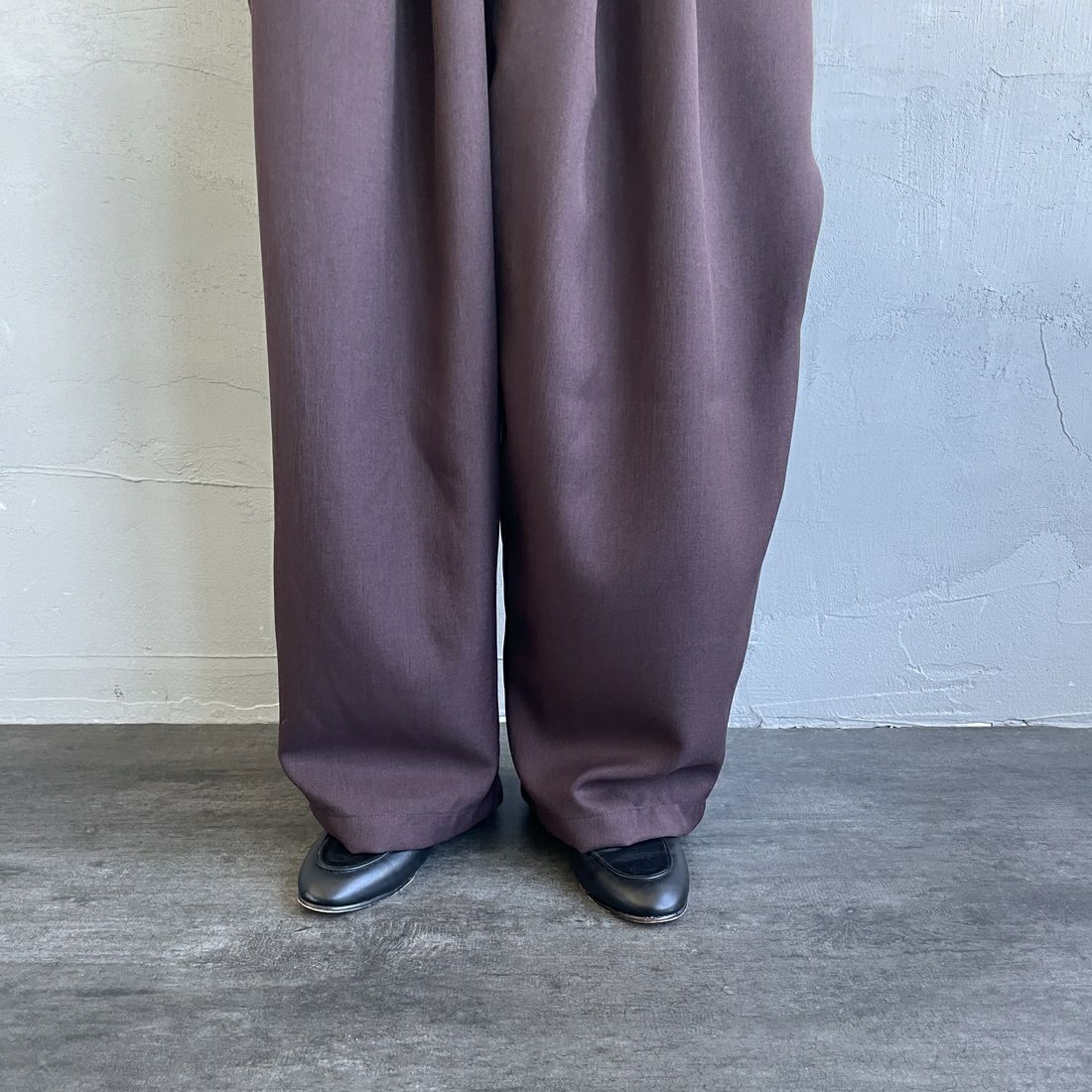 mizuiro ind [ミズイロインド] ワイドカーゴパンツ [1-260016A] 44 BROWN &&モデル身長：158cm 着用サイズ：2&&
