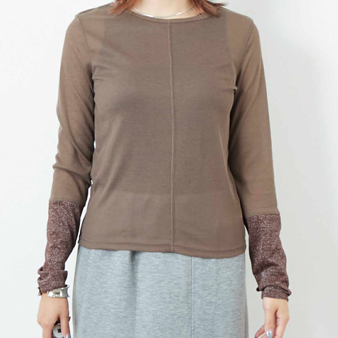 Jf Ready Made [ジェイエフレディメイド] 2WAYラメカフスインナー [922-24103] ﾌﾞﾗｳﾝ &&モデル身長：167cm 着用サイズ：F&&