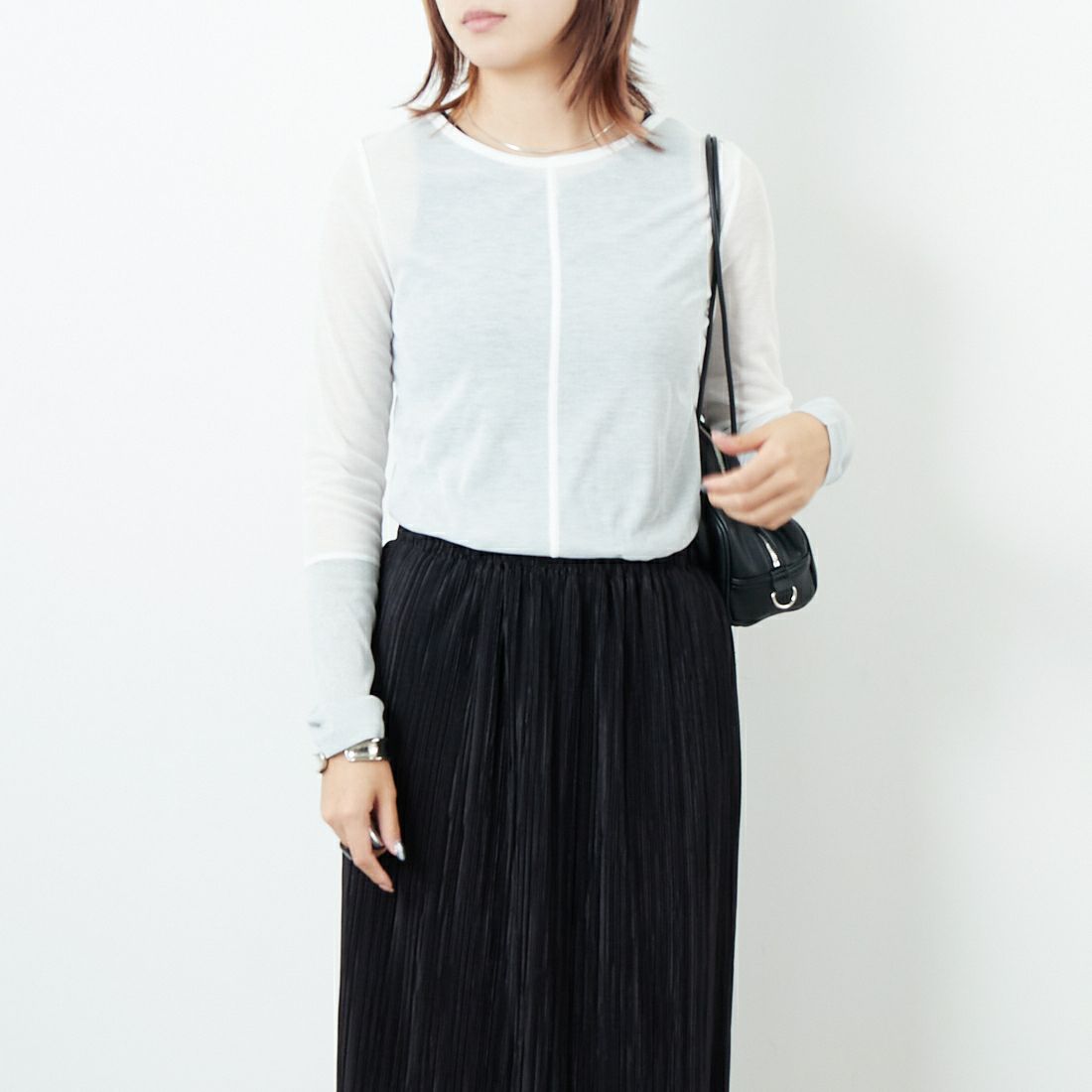 Jf Ready Made [ジェイエフレディメイド] 2WAYラメカフスインナー [922-24103] ｵﾌ &&モデル身長：167cm 着用サイズ：F&&