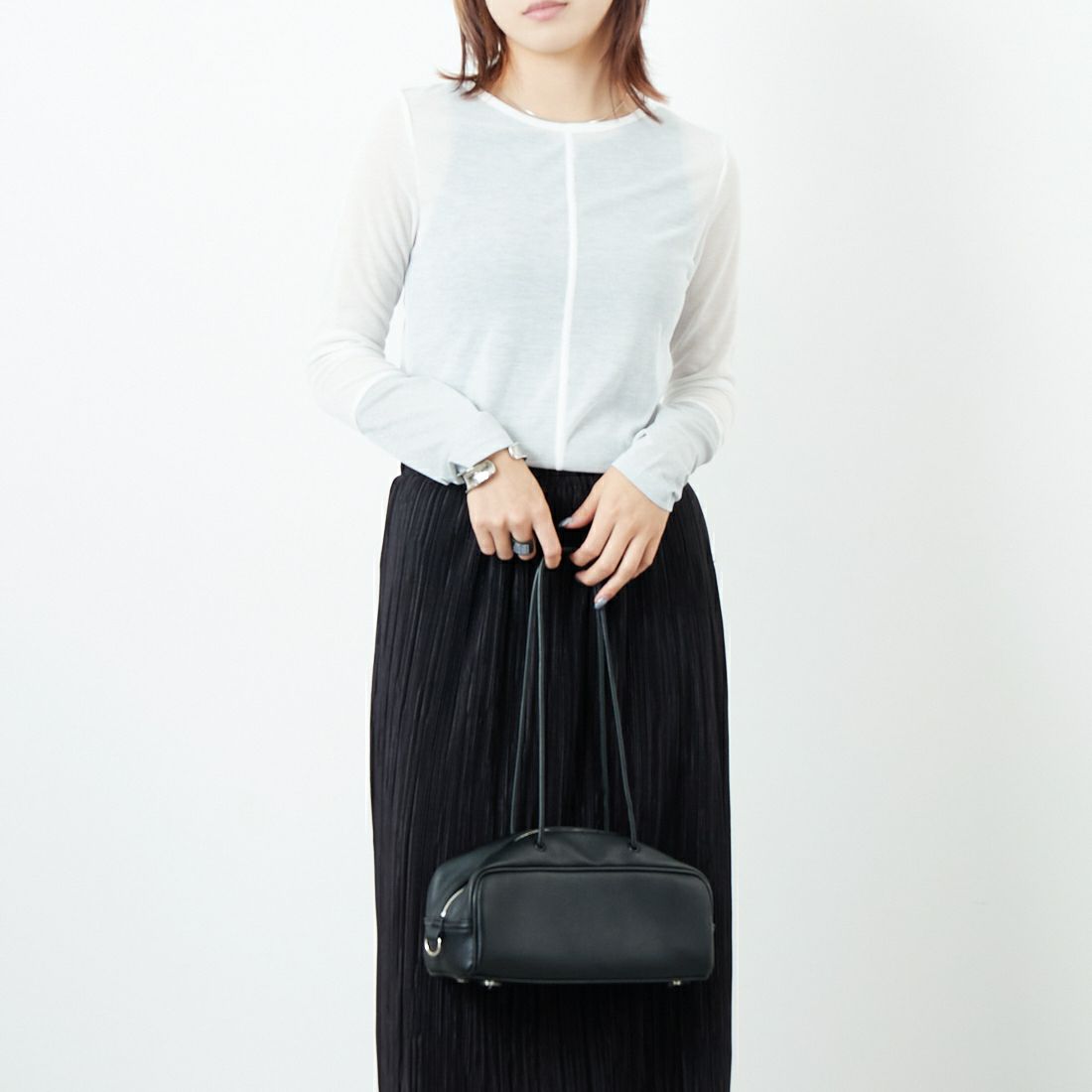 Jf Ready Made [ジェイエフレディメイド] 2WAYラメカフスインナー [922-24103] ｵﾌ &&モデル身長：167cm 着用サイズ：F&&