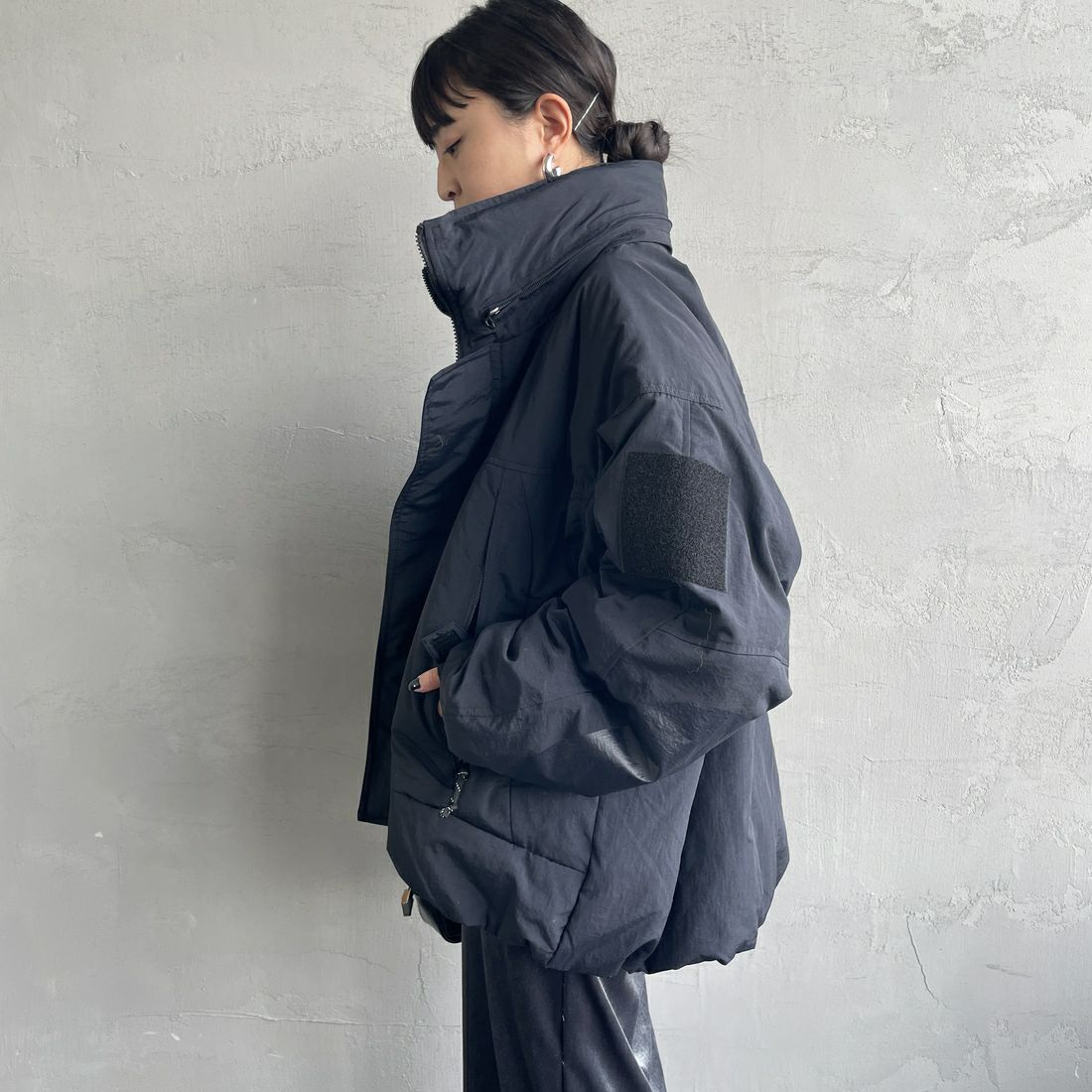 TODAYFUL [トゥデイフル] モンスターダウンジャケット [12420006] BLK &&モデル身長：150cm 着用サイズ：36&&