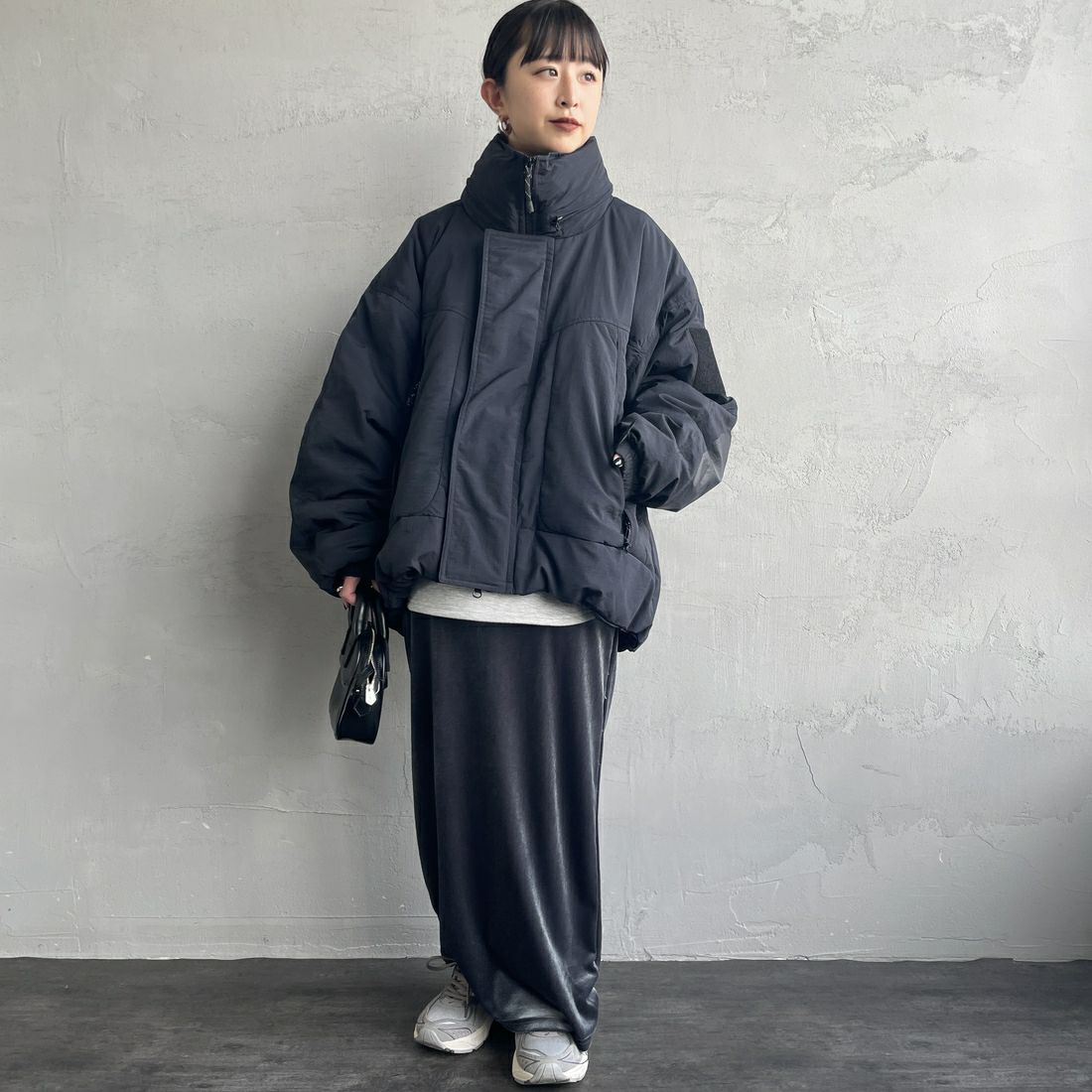 TODAYFUL [トゥデイフル] モンスターダウンジャケット [12420006] BLK &&モデル身長：150cm 着用サイズ：36&&