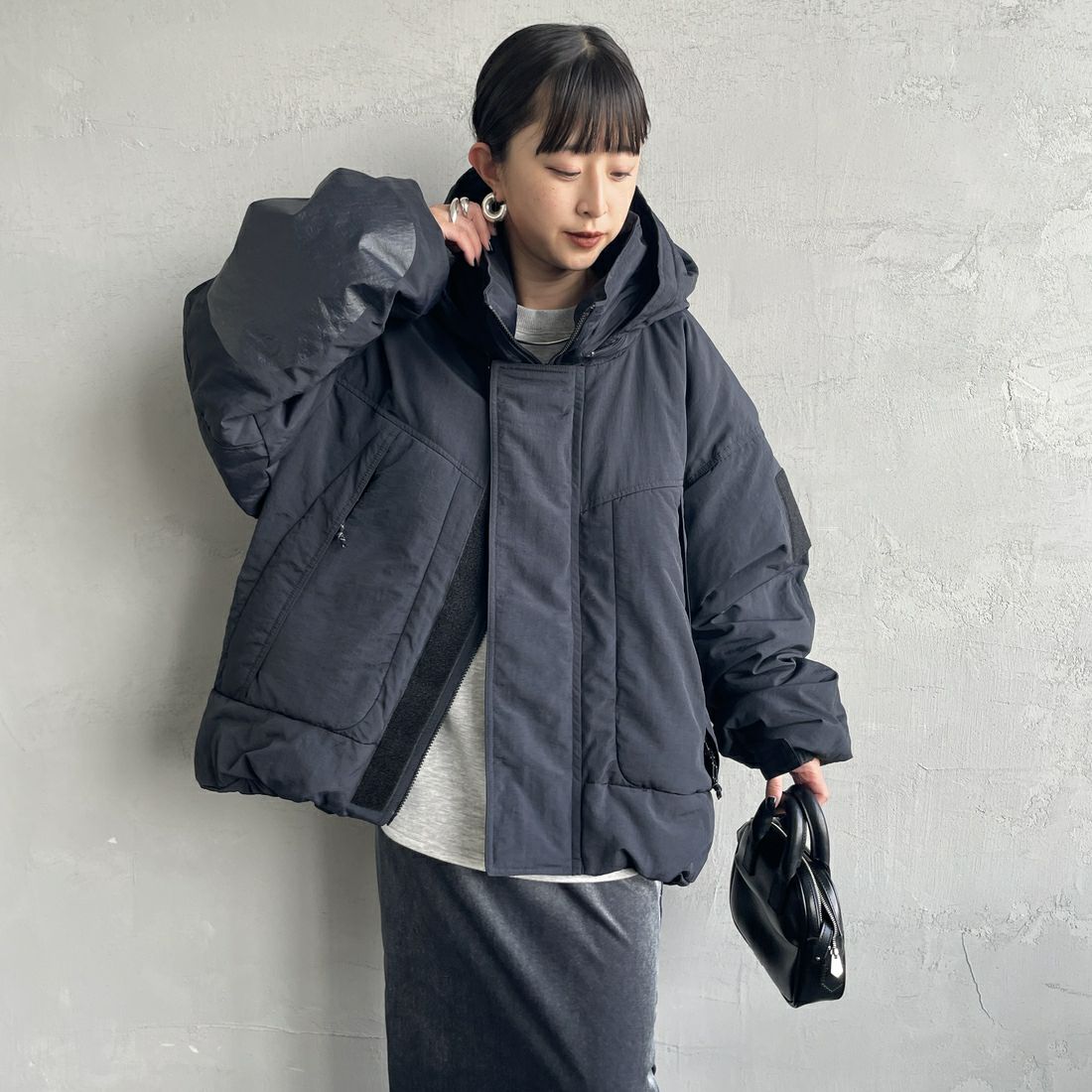 TODAYFUL [トゥデイフル] モンスターダウンジャケット [12420006] BLK &&モデル身長：150cm 着用サイズ：36&&