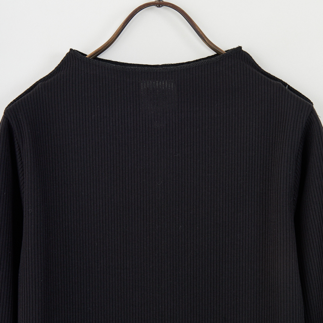 RhodolirioN [ロドリリオン] リブレースカフブルオーバーTシャツ