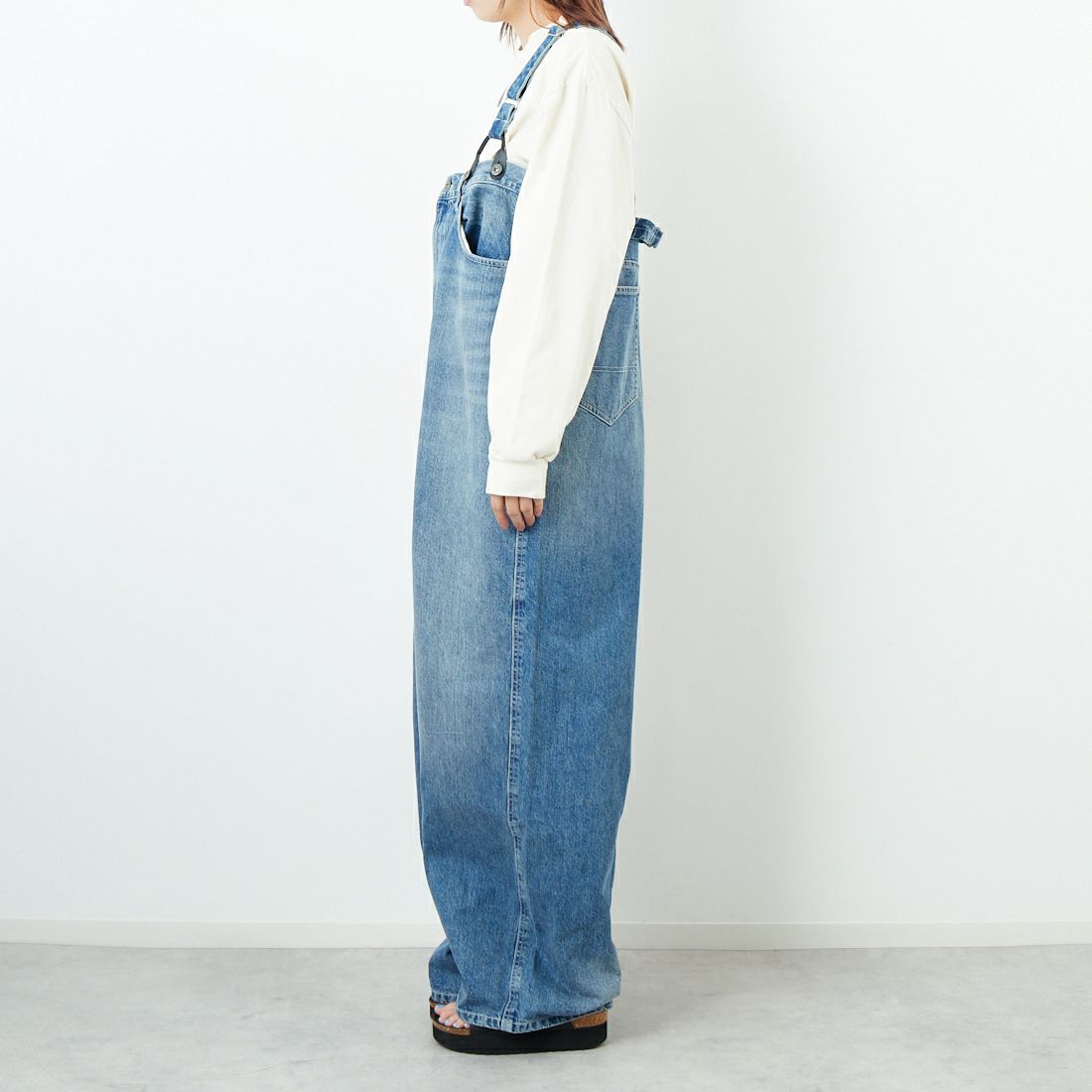 RhodolirioN [ロドリリオン] 5ポケットサスペンダーパンツ [RV1056] INDIGO &&モデル身長：167cm 着用サイズ：ONE SIZE&&