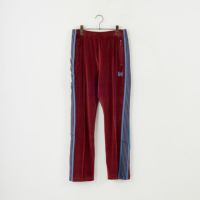 B BURGUNDY