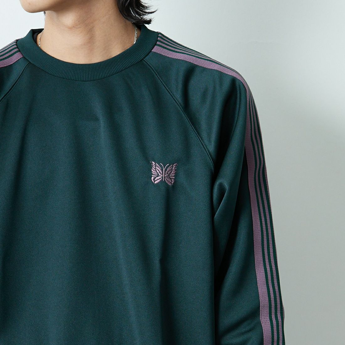Needles [ニードルズ] トラッククルーネックシャツ [RW315] B GREEN &&モデル身長：179cm 着用サイズ：M&&