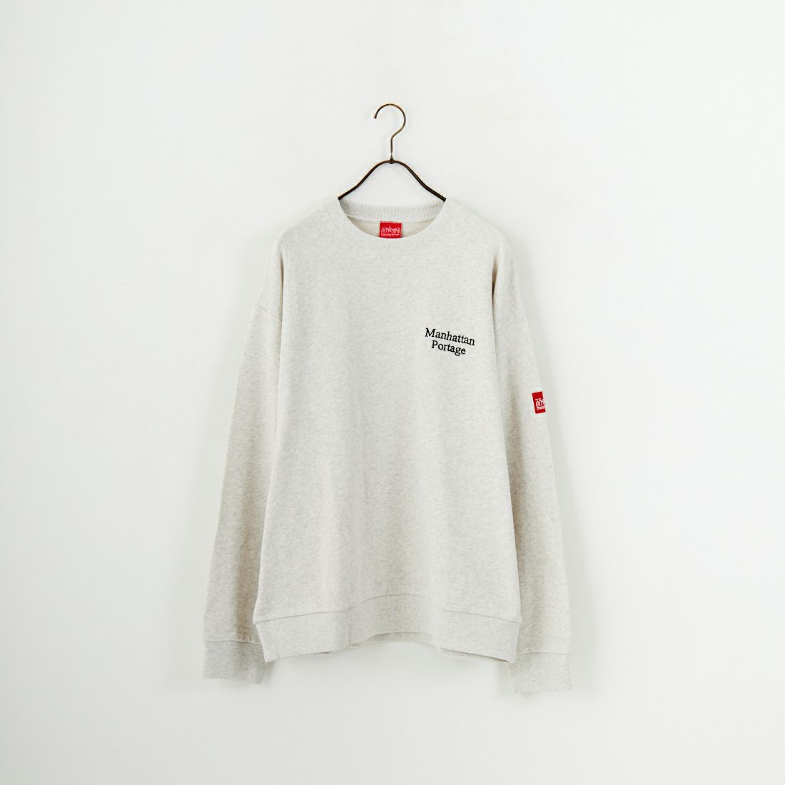MANHATTAN PORTAGE [マンハッタンポーテージ] 別注 手書き風バック刺繍クルーネックスウェット [25FWMP-IN69-JF] OATMEAL