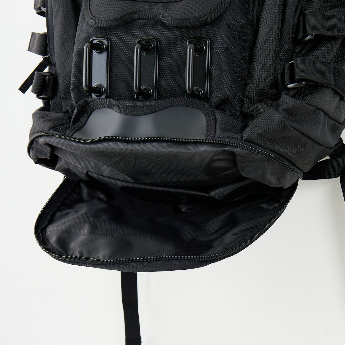 OAKLEY [オークリー] キッチンシンクバックパック [92060A] 013 S.BLAC