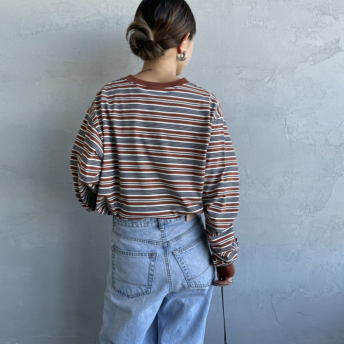 THOUSAND MILE [サウザンド マイル] ボーダーロングスリーブTシャツ [TM252TC00290] 95 BROWN &&モデル身長：150cm 着用サイズ：S&&