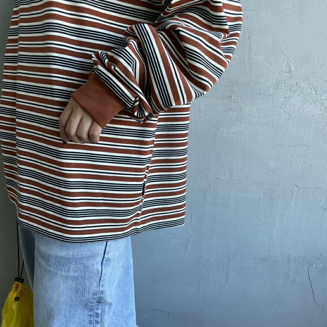 THOUSAND MILE [サウザンド マイル] ボーダーロングスリーブTシャツ [TM252TC00290] 95 BROWN &&モデル身長：150cm 着用サイズ：S&&