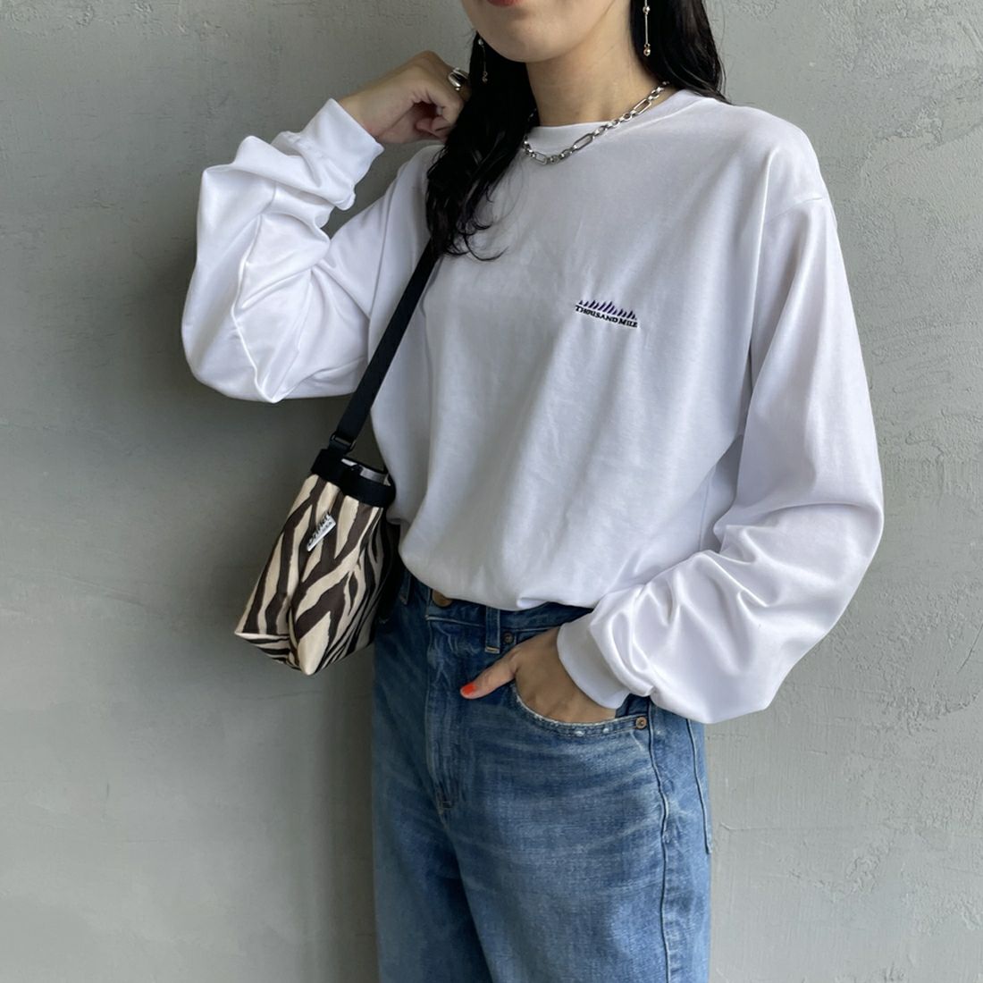 01 WHITE&&モデル身長：160cm 着用サイズ：S&&