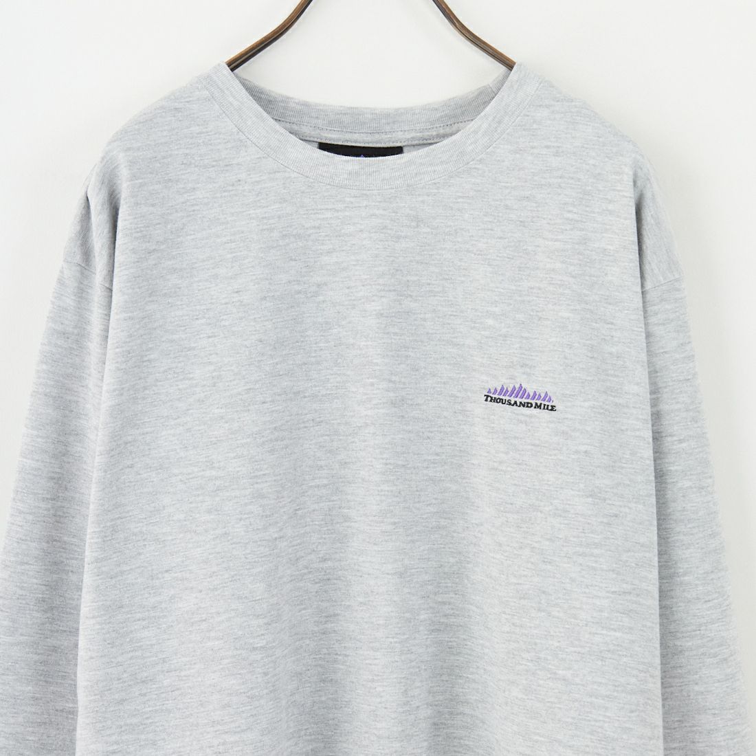 THOUSAND MILE [サウザンド マイル] ワンポイント刺繍ロゴ ロングスリーブTシャツ [TM252TC00280] 15 MD.GRY