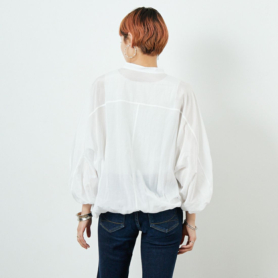 MICA&DEAL [マイカアンドディール] ドルマンパフスリーブブラウス [0125301209] OFF WHITE &&モデル身長：160cm 着用サイズ：F&&