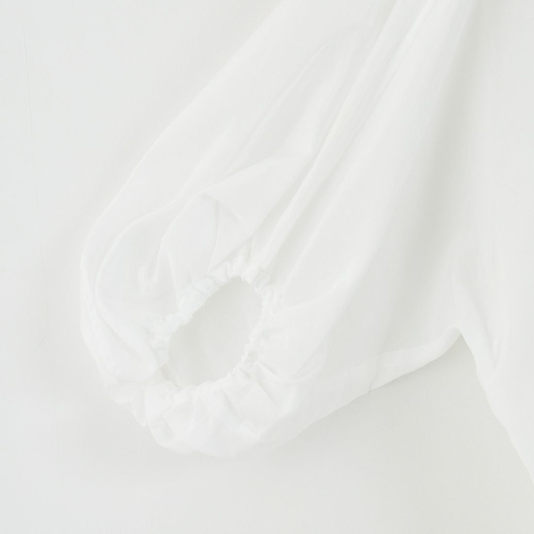 MICA&DEAL [マイカアンドディール] ドルマンパフスリーブブラウス [0125301209] OFF WHITE