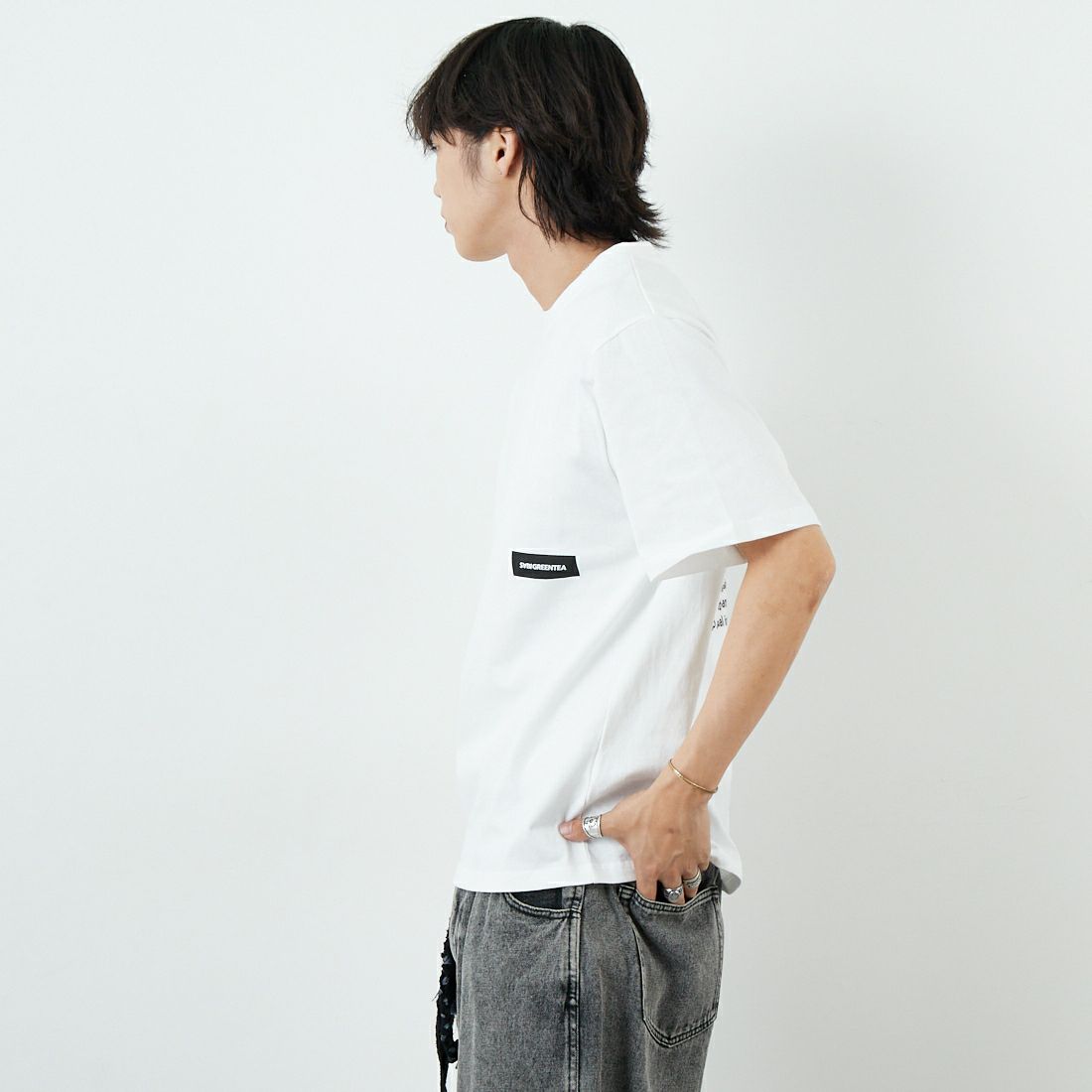 SABI [サビ] SABIコラボレーション バックプリントTシャツ [25189JF] WHITE &&モデル身長：179cm 着用サイズ：L&&
