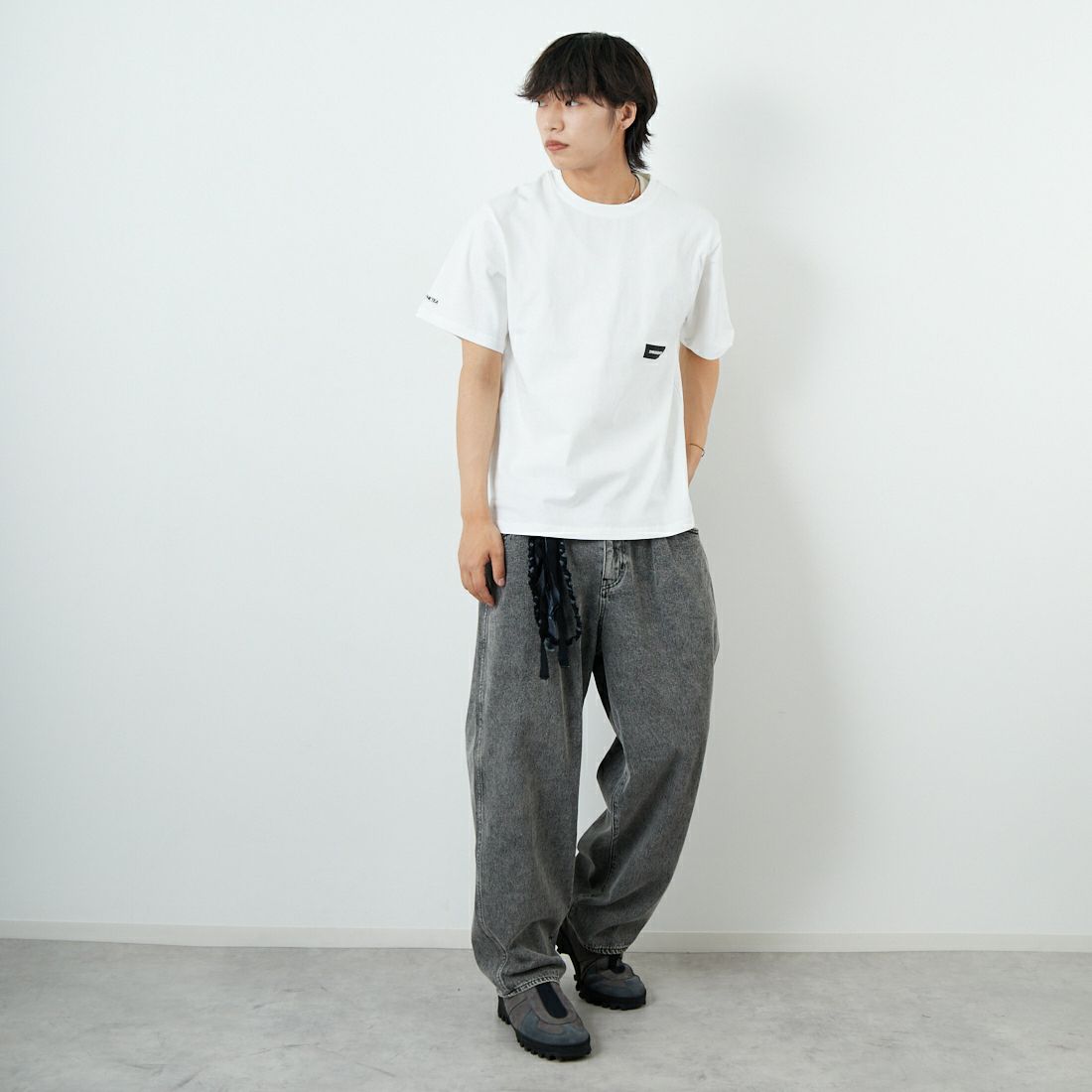 SABI [サビ] SABIコラボレーション バックプリントTシャツ [25189JF] WHITE &&モデル身長：179cm 着用サイズ：L&&