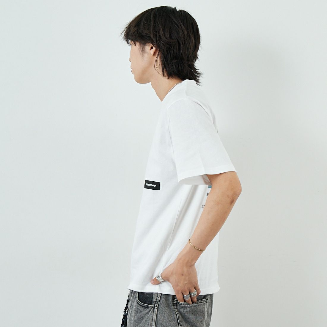 SABI [サビ] SABIコラボレーション バックプリントTシャツ [25189JF] WHITE &&モデル身長：179cm 着用サイズ：M&&