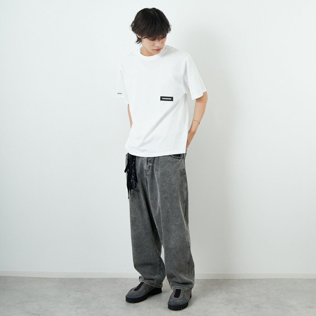 SABI [サビ] SABIコラボレーション バックプリントTシャツ [25189JF] WHITE &&モデル身長：179cm 着用サイズ：XL&&