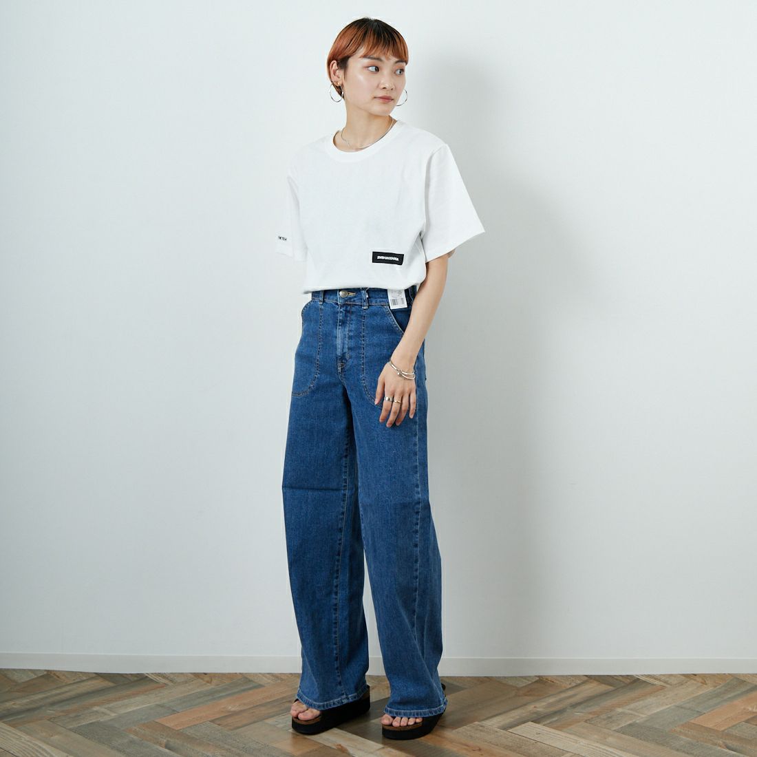 SABI [サビ] SABIコラボレーション バックプリントTシャツ [25189JF] WHITE &&モデル身長：160cm 着用サイズ：S&&