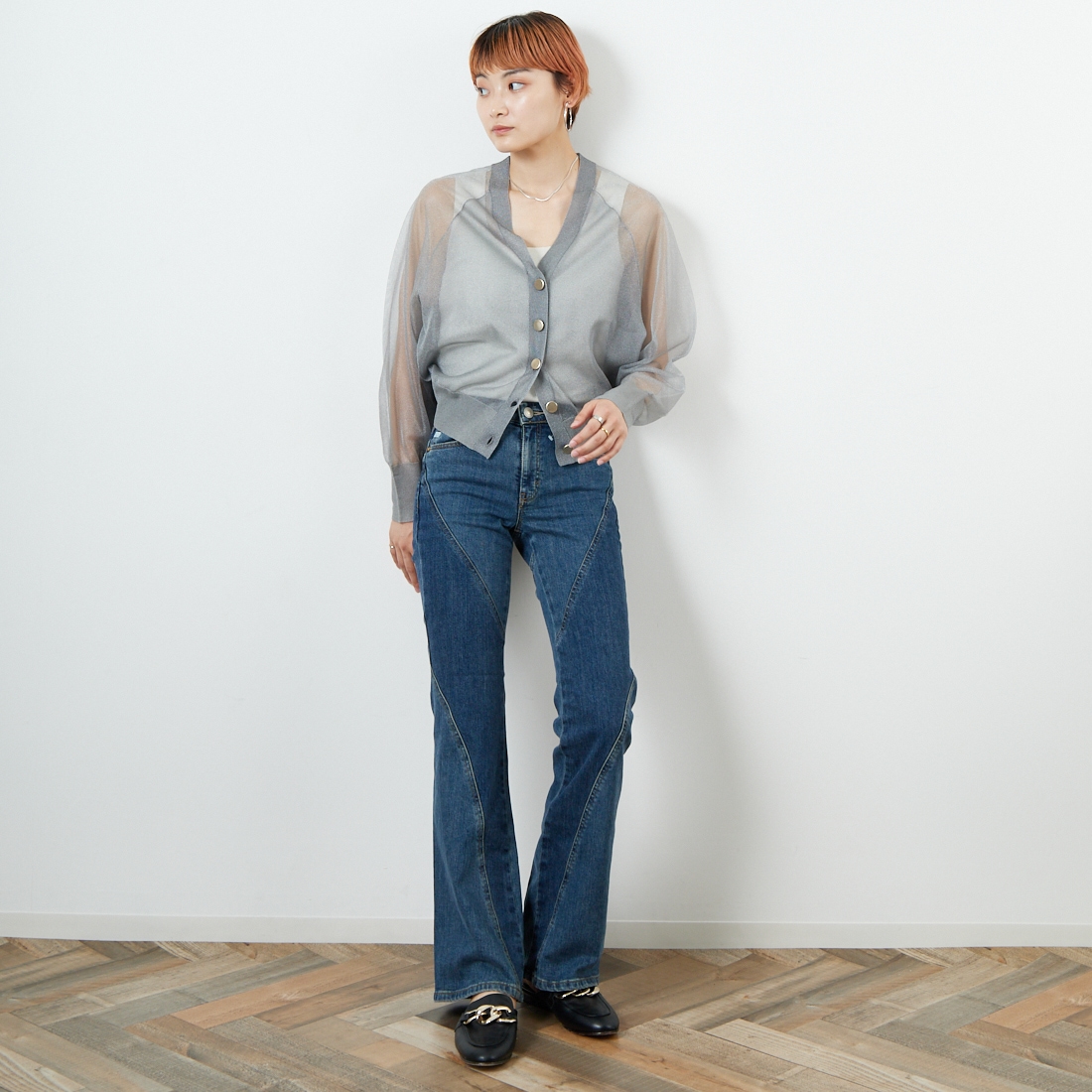 SOMETHING [サムシング] LISA スパイラルフレアデニムパンツ [SKY31] 786 SPIRAL &&モデル身長：160cm 着用サイズ：26&&