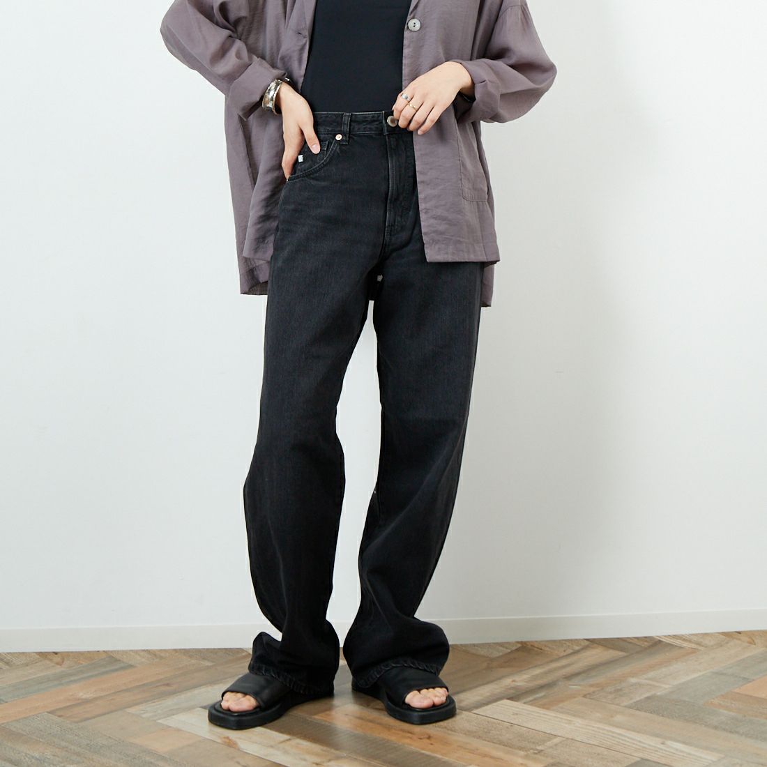 83 BLACK&&モデル身長：160cm 着用サイズ：XS&&