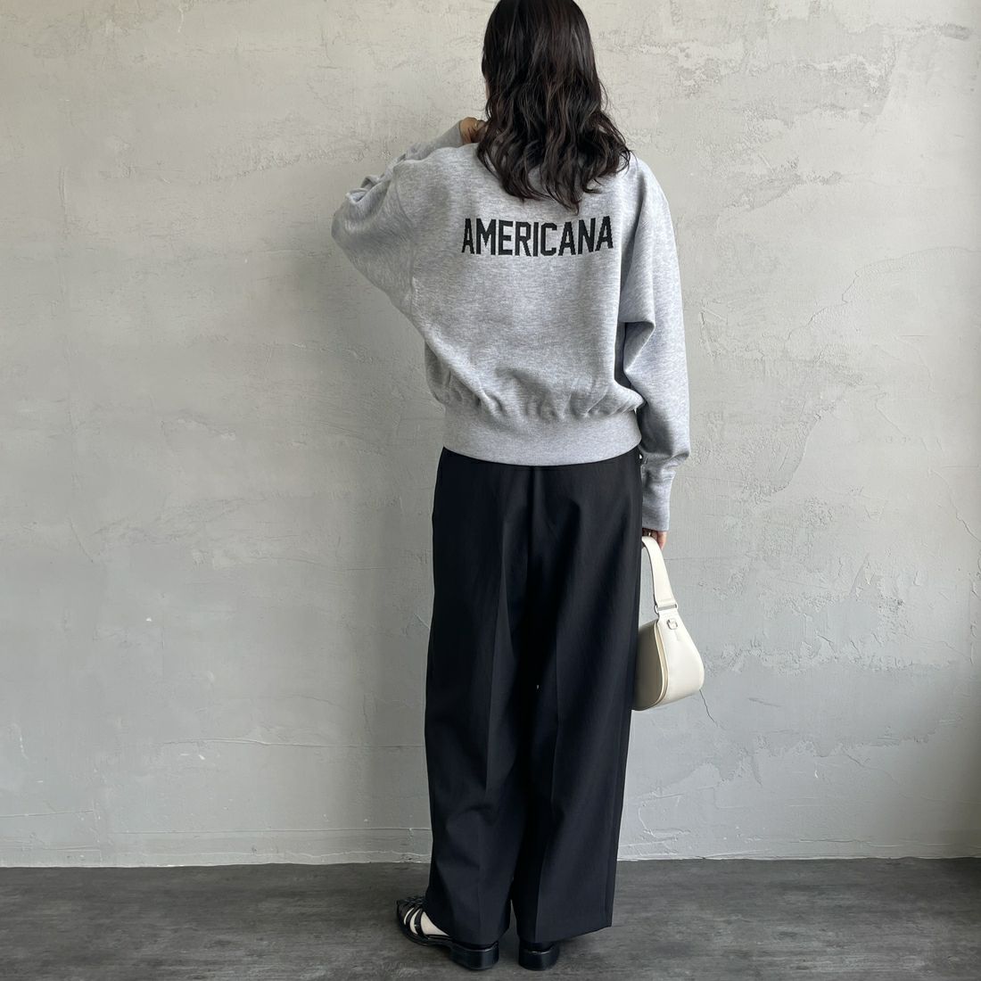 【新品】AmericanaxJEANS FACTORY 別注　ロゴ刺繍スウェット AMERICANA（アメリカーナ） トレーナー スウェット 「Americana×JEANS