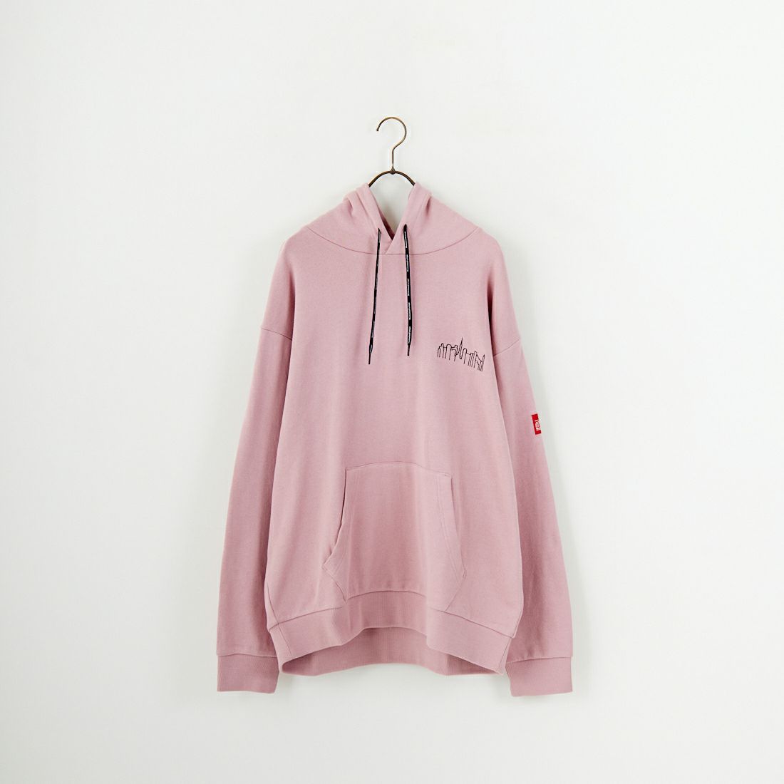 MANHATTAN PORTAGE [マンハッタンポーテージ] 別注 フードロゴ刺繍 スウェットパーカー [25FWMP-IN71-JF] PINK