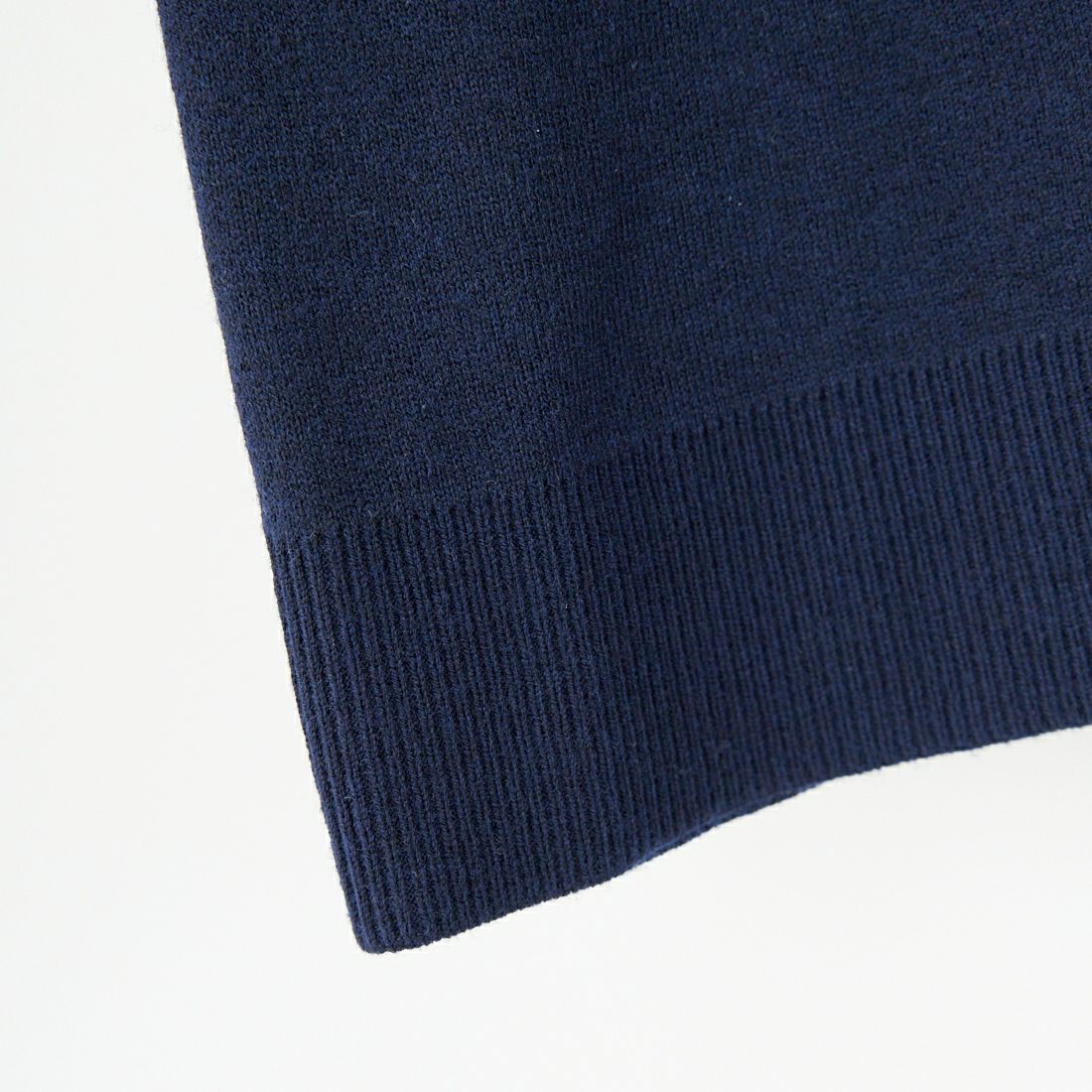 Americana × JEANS FACTORY [アメリカーナ × ジーンズファクトリー] 別注 フロントロゴ ショート丈Vネックカーディガン [ASO-C-004-1-JF] ﾈｲﾋﾞｰ