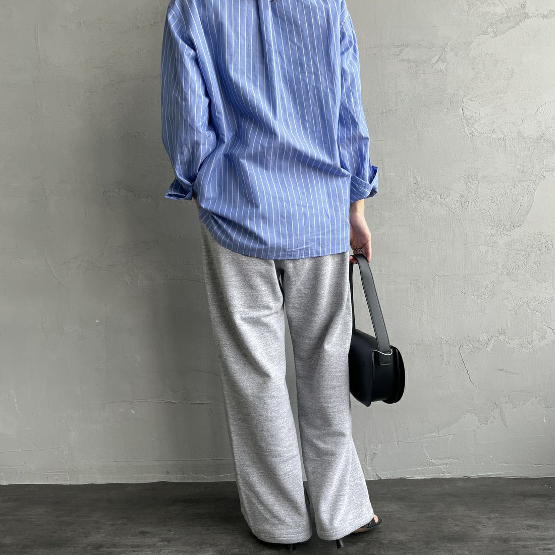 Americana × JEANS FACTORY [アメリカーナ × ジーンズファクトリー] 別注 カレッジロゴ スウェットパンツ [BRF-788A-1-JF] ﾓｸｸﾞﾚｰ &&モデル身長：160cm 着用サイズ：ONE SIZE&&