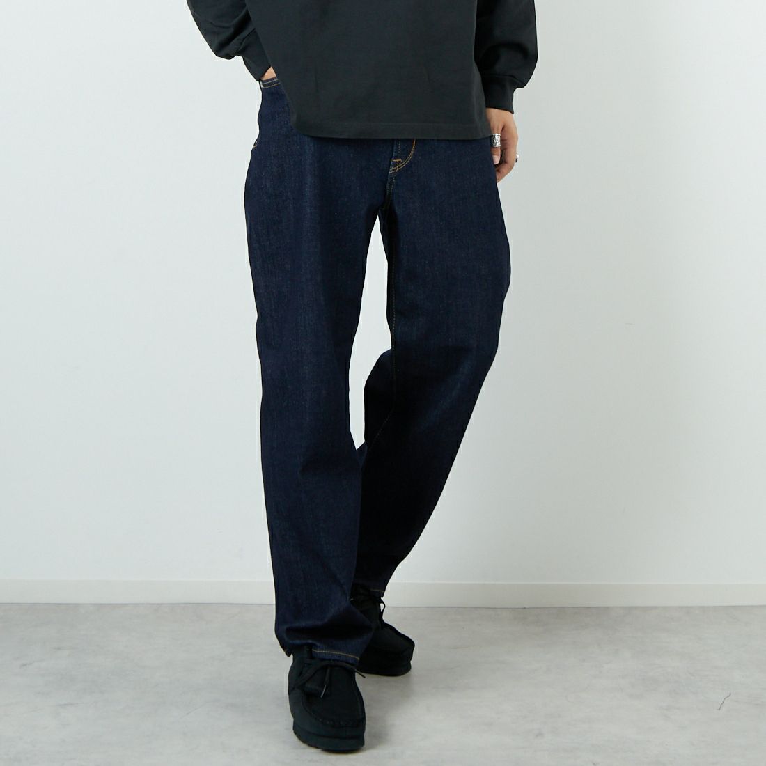 YANUK [ヤヌーク] PREMIUM2 ワイドストレート Roomy [57253040] POW &&モデル身長：179cm 着用サイズ：L&&