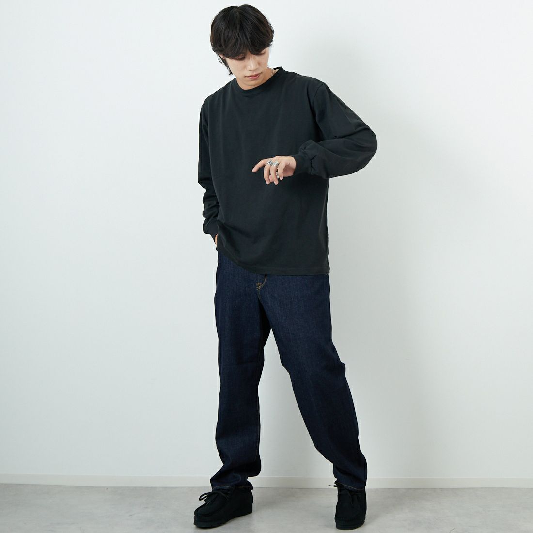 blurhms ROOTSTOCK [ブラームス ルーツストック] クラシックロングスリーブTシャツ [BROOTS25S28F25] 02 F.BLACK &&モデル身長：179cm 着用サイズ：3&&