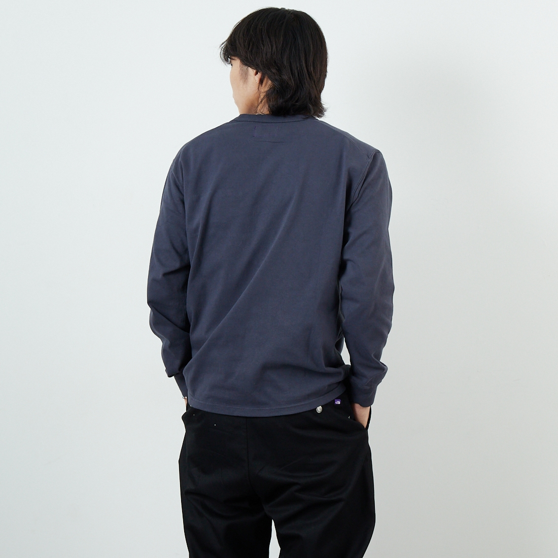 THE NORTH FACE PURPLE LABEL [ザ ノースフェイス パープルレーベル] 8オンスフィールド ロングスリーブポケットTシャツ [N25FT063] AH ASPHALT &&モデル身長：179cm 着用サイズ：M&&