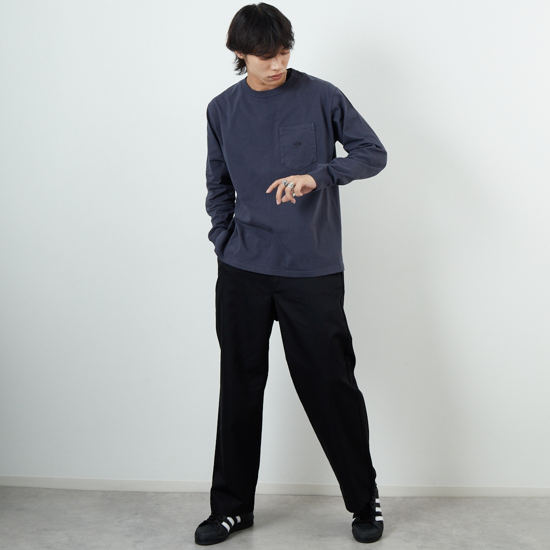 THE NORTH FACE PURPLE LABEL [ザ ノースフェイス パープルレーベル] 8オンスフィールド ロングスリーブポケットTシャツ [N25FT063] AH ASPHALT &&モデル身長：179cm 着用サイズ：M&&