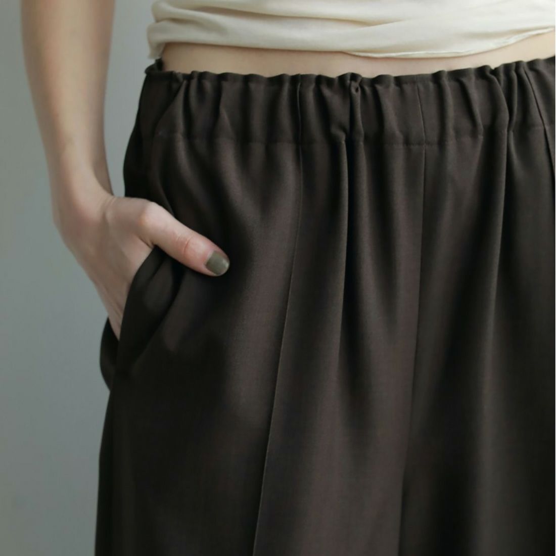 anuke [アンヌーク] ピンタックワイドパンツ [62520730] BRN