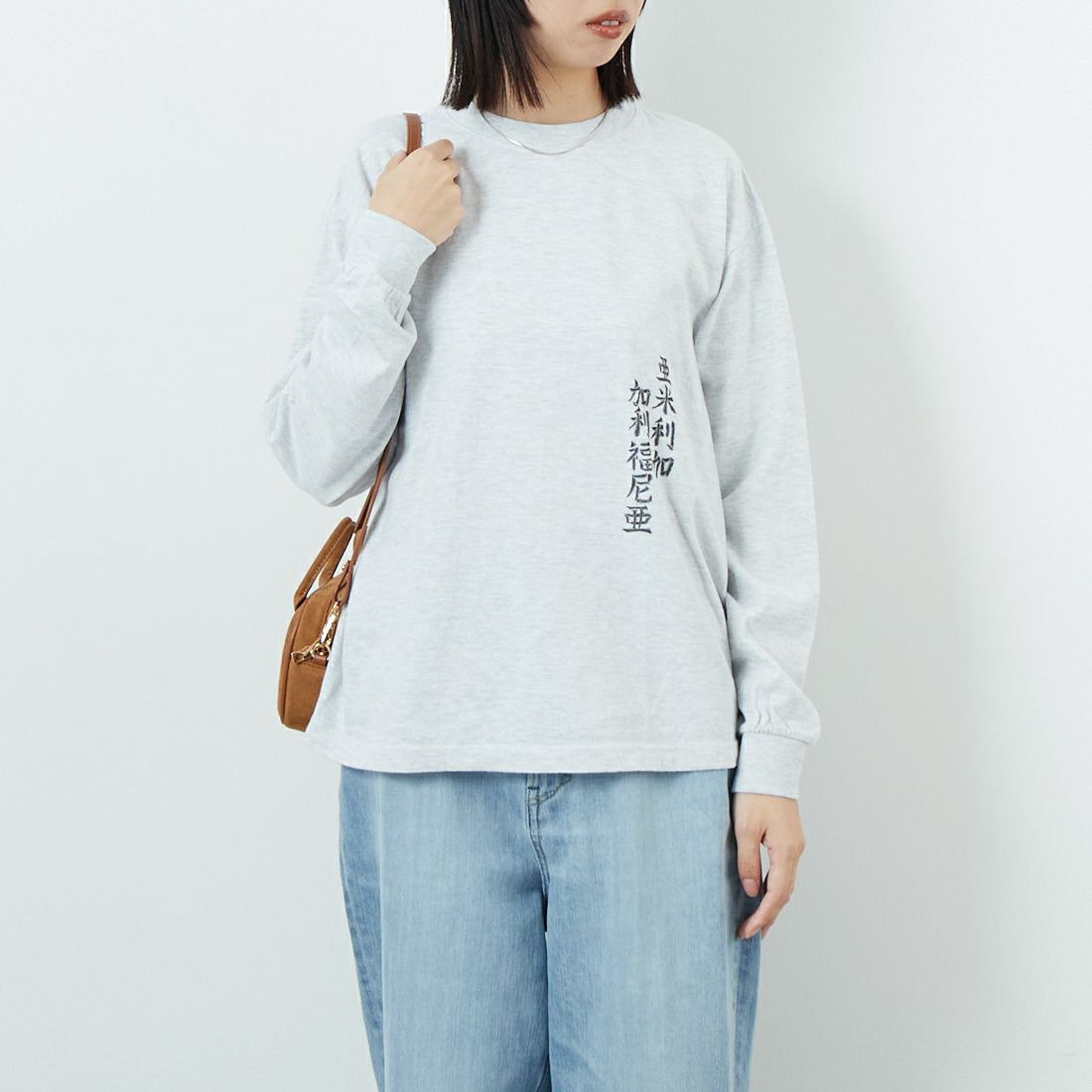 ILL ONE EIGHTY [イル ワンエイティ] アメリカンウェーブ ロングスリーブTシャツ [ILL252-02B] WHT HEATHE &&モデル身長：162cm 着用サイズ：S&&