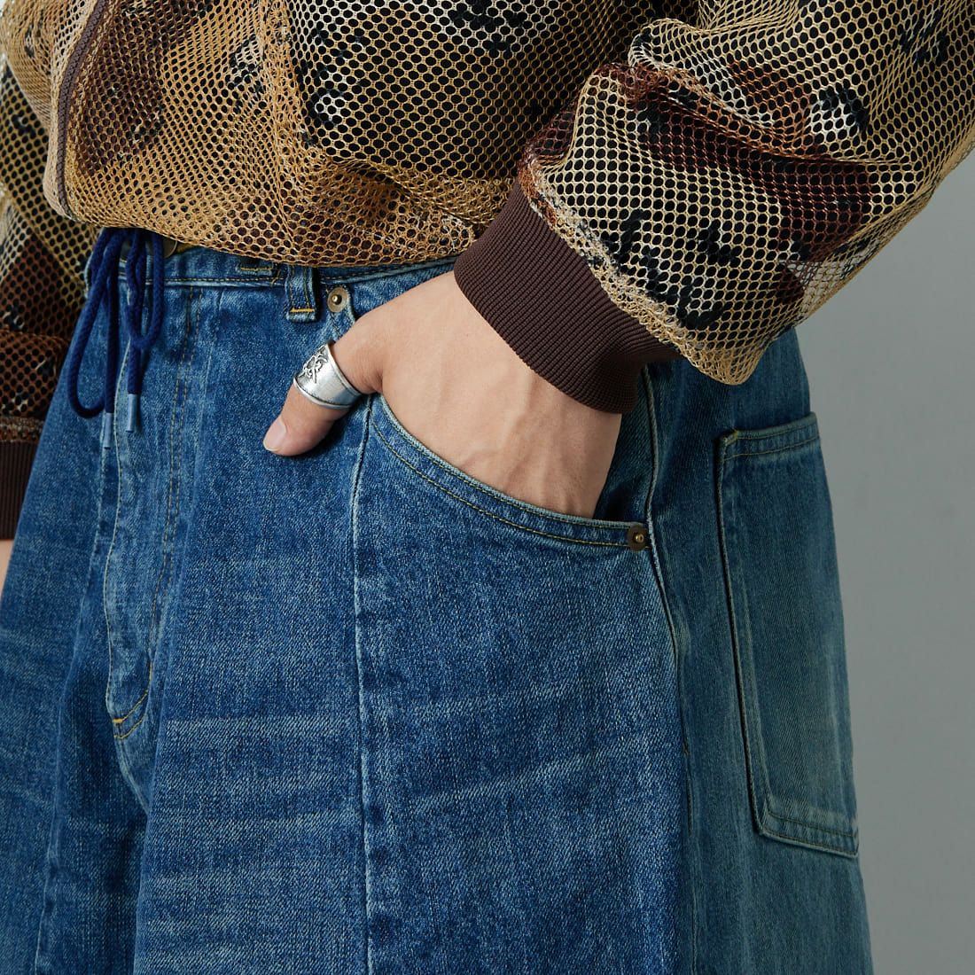 Needles [ニードルズ] ヒザデルバギーデニムパンツ [RW233] A INDIGO &&モデル身長：179cm 着用サイズ：S&&