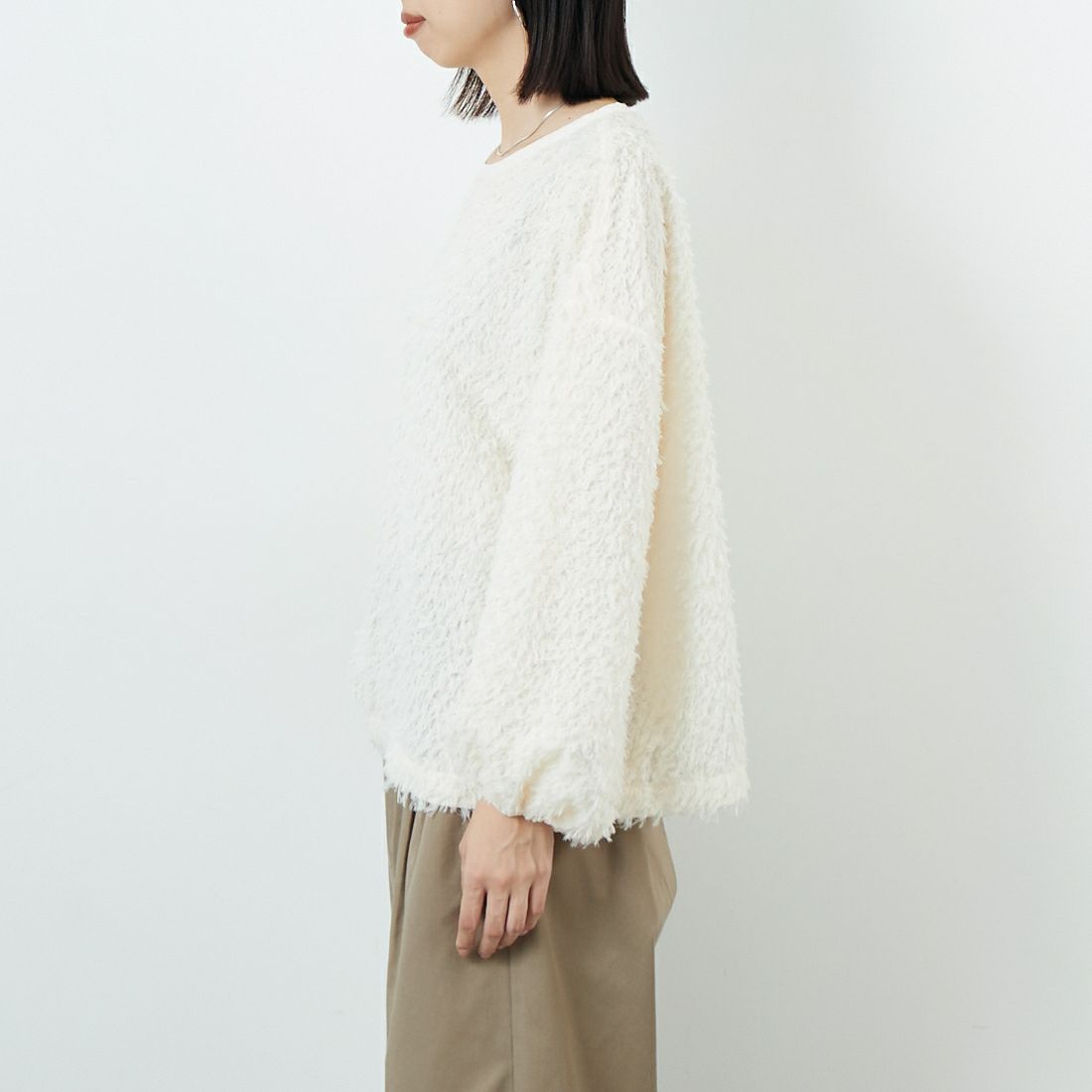 STELLA CIFFON [ステラシフォン] シアーカットジャガードブラウス [ST3-26406] 02 WHITE &&モデル身長：162cm 着用サイズ：36&&