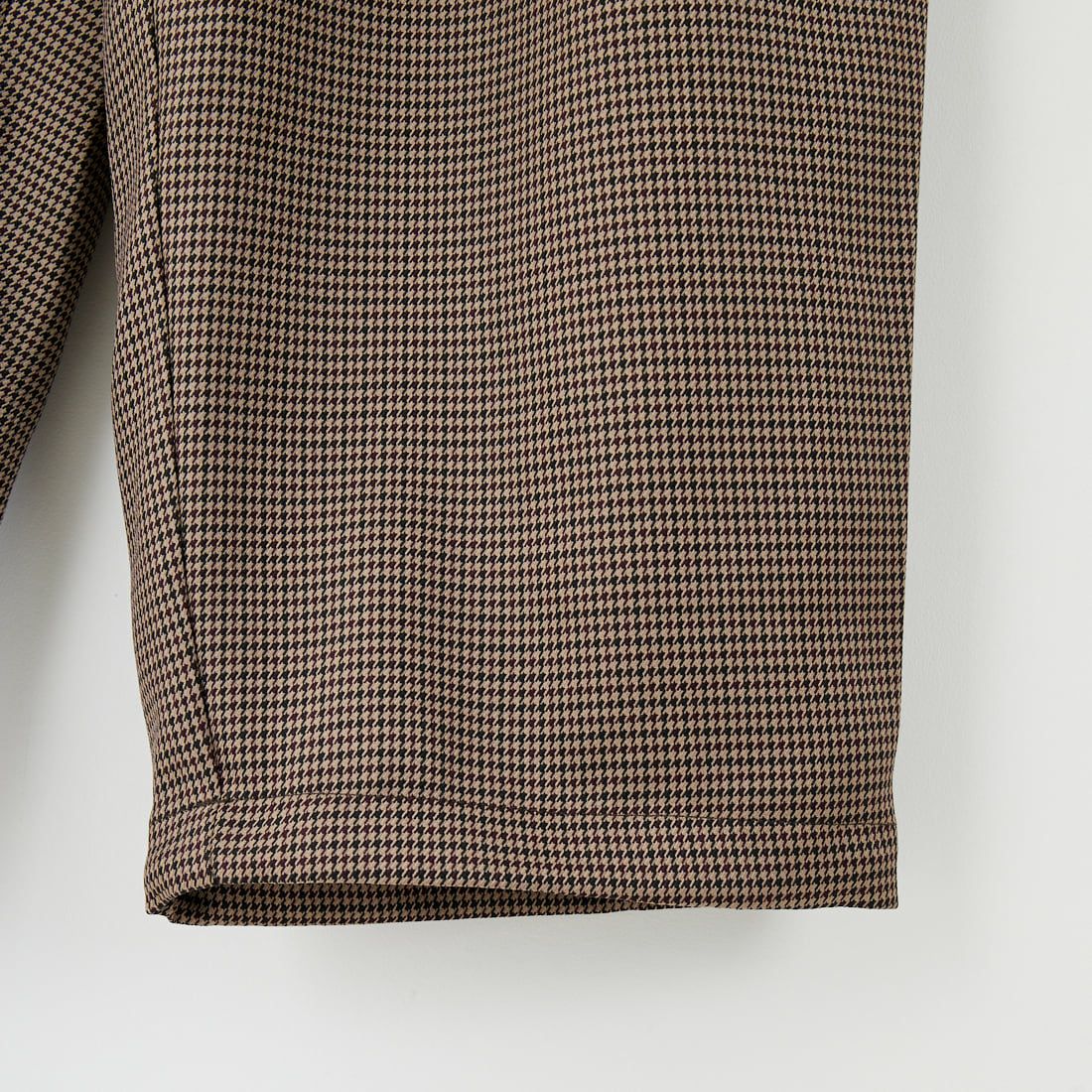 UMBRO [アンブロ] 別注 ワンポイント刺繍ロゴ トラックパンツ [KBT126-NK-PT2-MS-JF] CHECK