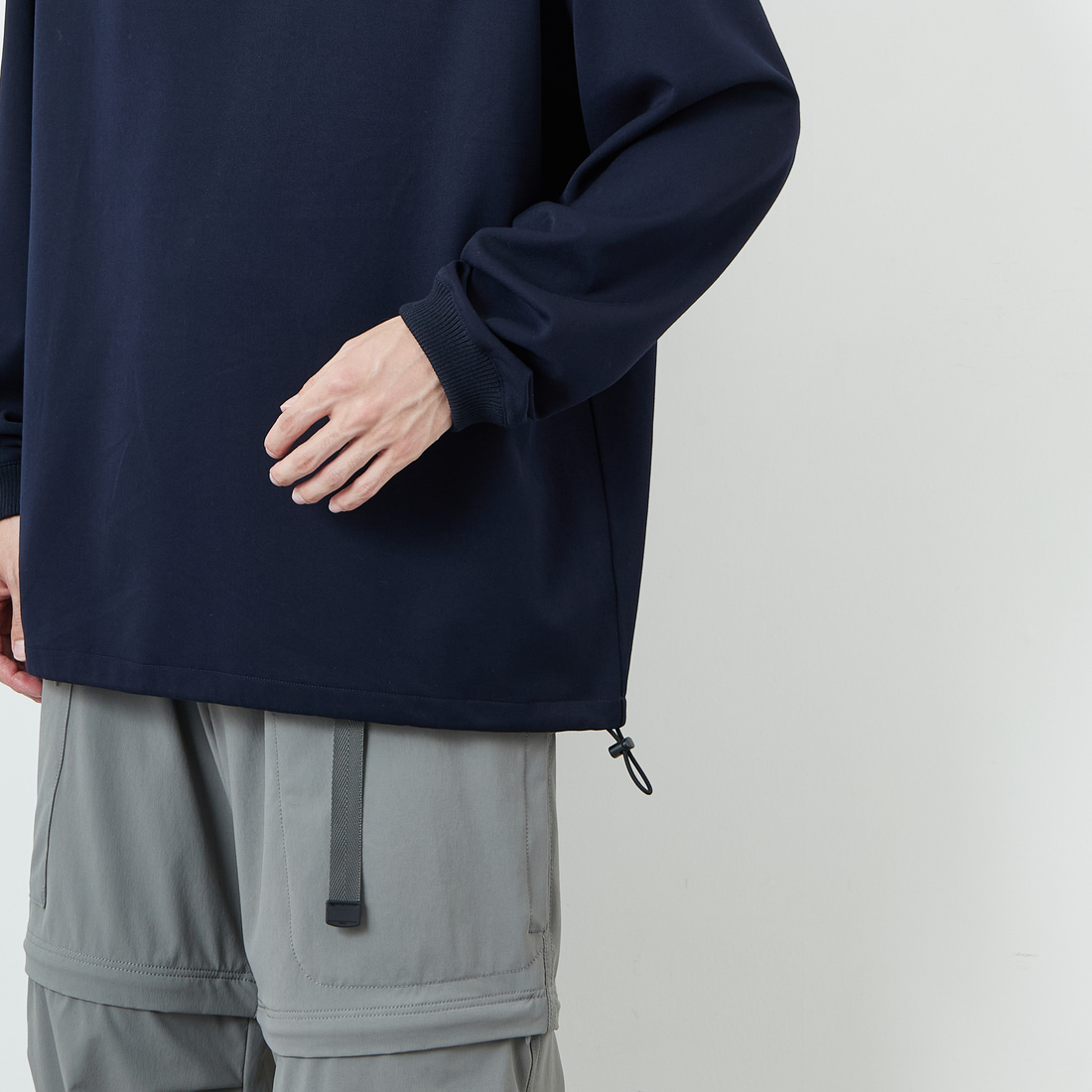 UMBRO [アンブロ] 別注 ワンポイント刺繍ロゴ ドローコードスウェット