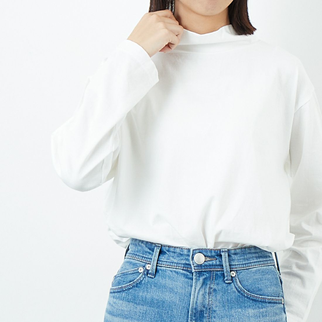 tumugu: [ツムグ] 裾ラウンドハイネックロングTシャツ [TC22301] 02 OFF &&モデル身長：162cm 着用サイズ：F&&