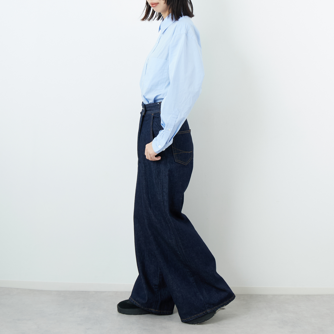 Jeans Factory Clothes [ジーンズファクトリークローズ] メンズライクオーバーサイズシャツ [JFC-253-082] BLUE &&モデル身長：162cm 着用サイズ：F&&