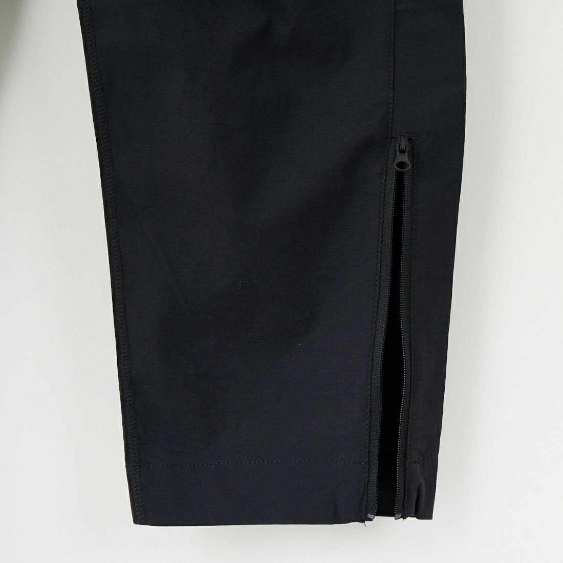 NIKE [ナイキ] テックウーブンパンツ [HM8242] 010 ﾌﾞﾗｯｸ